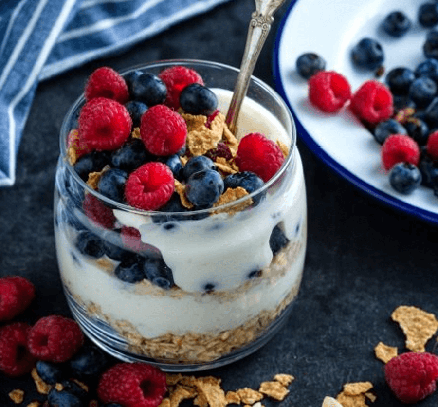 Raspberry-Greek-Yogurt-Parfait